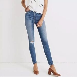 Madewell 10" High Rise Skinny Drop Step Hem Blue Distressed Denim - 26